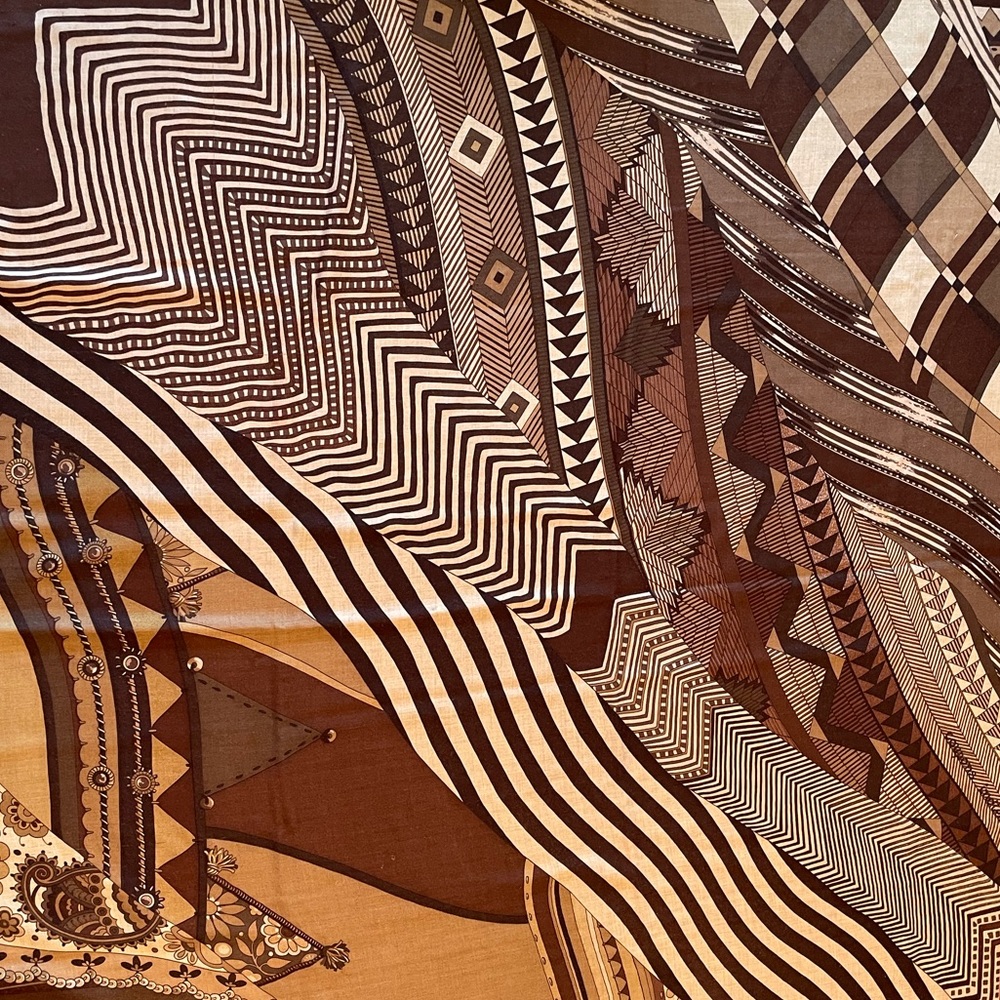 Hermes shawl